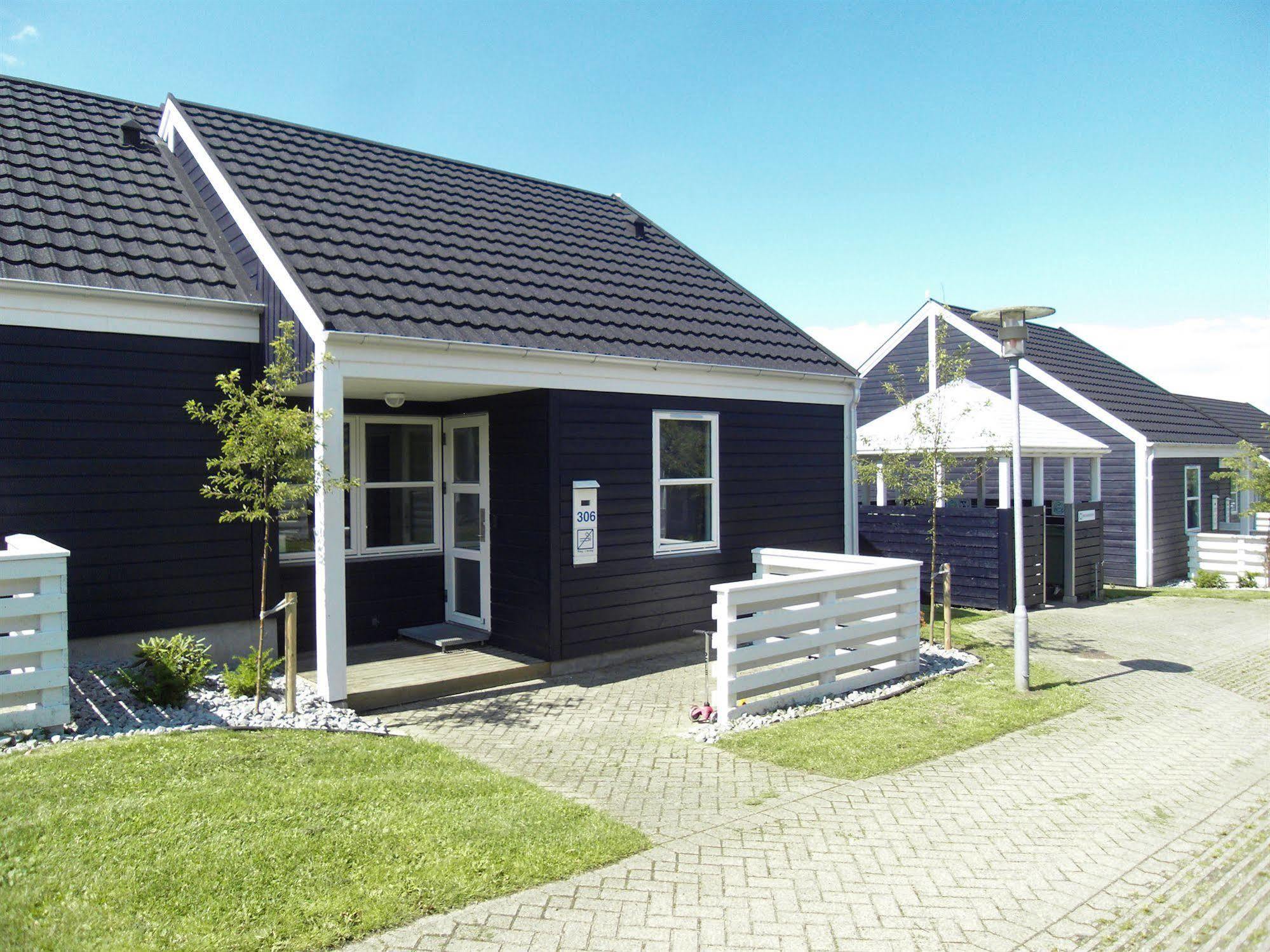 Landal Rønbjerg Hotel Ranum Bagian luar foto
